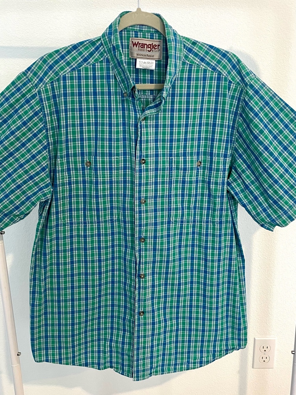 Wrangler Green & Blue Plaid Short-Sleeve Button-Down